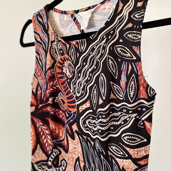 H&M Bold Print Fit & Flare Mini Dress with Cut Out - Picture 3 of 5